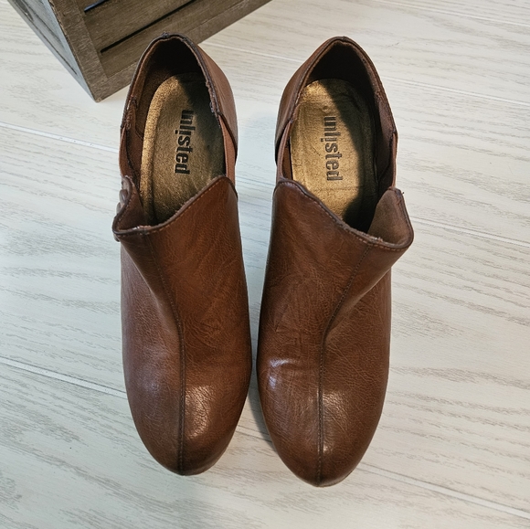 Unlisted Rust Colored Faux Leather Slip on Booties, high heeled, size 8 - Picture 2 of 8